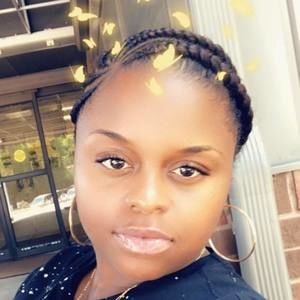 Meet your Posher, Coralitha